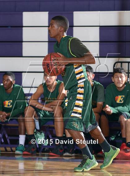 Thumbnail 3 in Eisenhower vs. Sacramento (St. Hope Elite Classic) photogallery.
