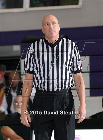 Thumbnail 3 in Eisenhower vs. Sacramento (St. Hope Elite Classic) photogallery.