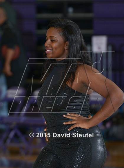 Thumbnail 2 in Eisenhower vs. Sacramento (St. Hope Elite Classic) photogallery.