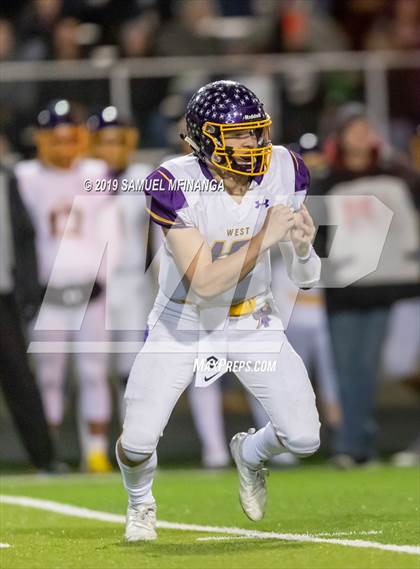 Thumbnail 1 in Bellevue West vs. Millard West (NSAA Class 1 Semifinal) photogallery.