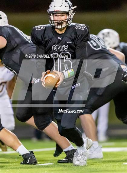 Thumbnail 2 in Bellevue West vs. Millard West (NSAA Class 1 Semifinal) photogallery.