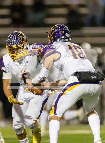 Thumbnail 3 in Bellevue West vs. Millard West (NSAA Class 1 Semifinal) photogallery.