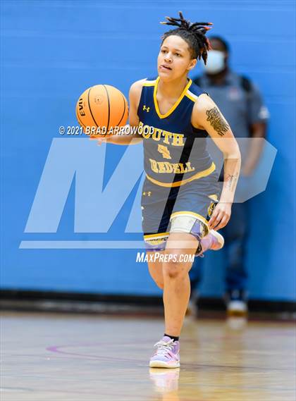 Thumbnail 2 in Seaforth vs South Iredell (North Iredell Holiday Classic) photogallery.