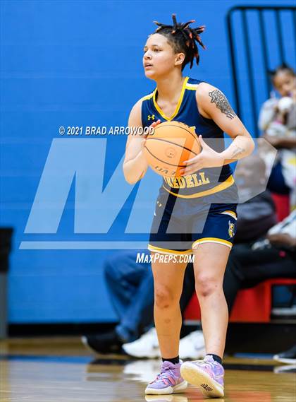 Thumbnail 1 in Seaforth vs South Iredell (North Iredell Holiday Classic) photogallery.