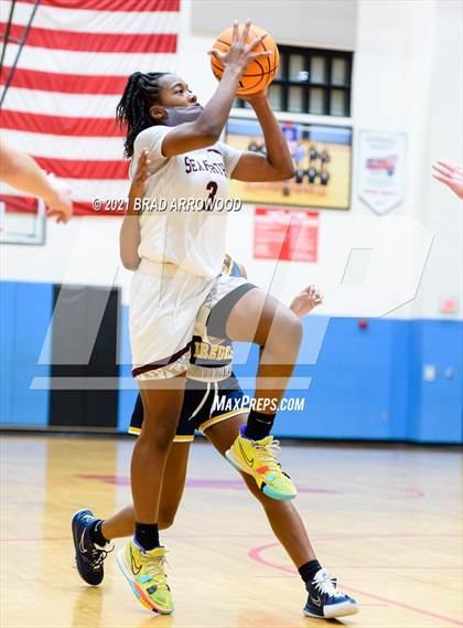 Thumbnail 3 in Seaforth vs South Iredell (North Iredell Holiday Classic) photogallery.