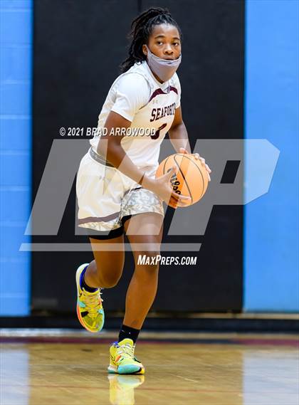 Thumbnail 2 in Seaforth vs South Iredell (North Iredell Holiday Classic) photogallery.