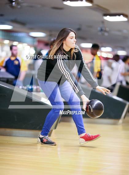 Thumbnail 1 in Patriot Athletic Conference photogallery.