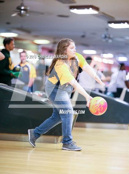Thumbnail 2 in Patriot Athletic Conference photogallery.