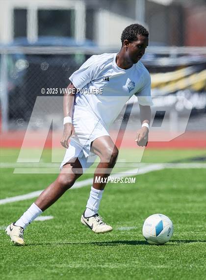 Thumbnail 3 in Ingraham @ Shorewood (WIAA 3A Semi Final) photogallery.