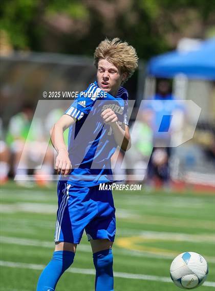 Thumbnail 2 in Ingraham @ Shorewood (WIAA 3A Semi Final) photogallery.