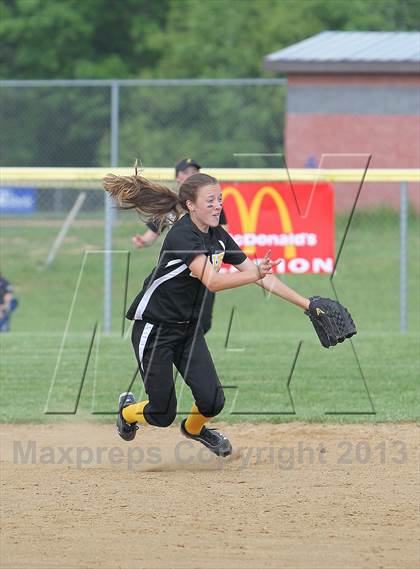 Thumbnail 1 in Keystone vs Clarion Area (PIAA District IX A Semifinal) photogallery.
