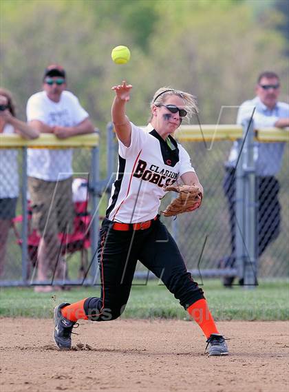 Thumbnail 2 in Keystone vs Clarion Area (PIAA District IX A Semifinal) photogallery.