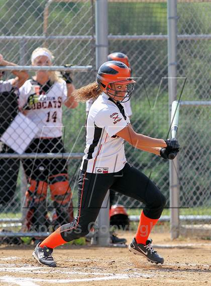Thumbnail 2 in Keystone vs Clarion Area (PIAA District IX A Semifinal) photogallery.