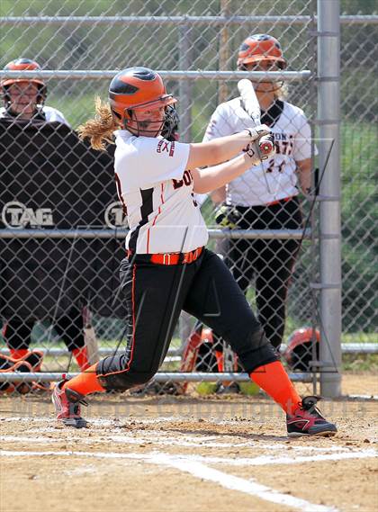 Thumbnail 2 in Keystone vs Clarion Area (PIAA District IX A Semifinal) photogallery.