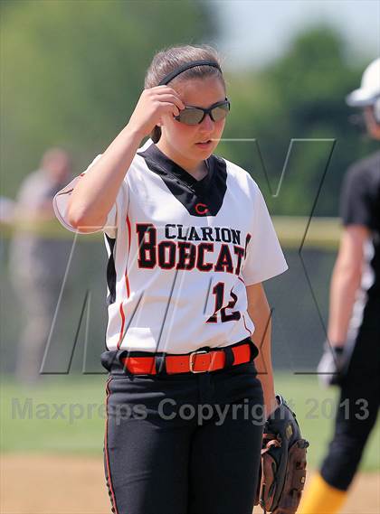 Thumbnail 2 in Keystone vs Clarion Area (PIAA District IX A Semifinal) photogallery.