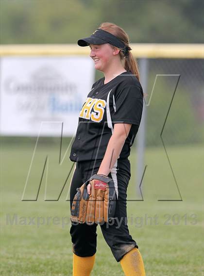 Thumbnail 3 in Keystone vs Clarion Area (PIAA District IX A Semifinal) photogallery.