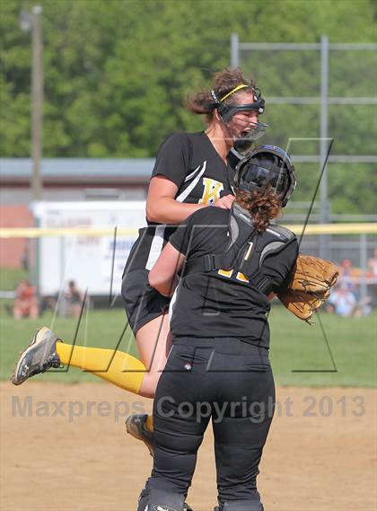 Thumbnail 1 in Keystone vs Clarion Area (PIAA District IX A Semifinal) photogallery.