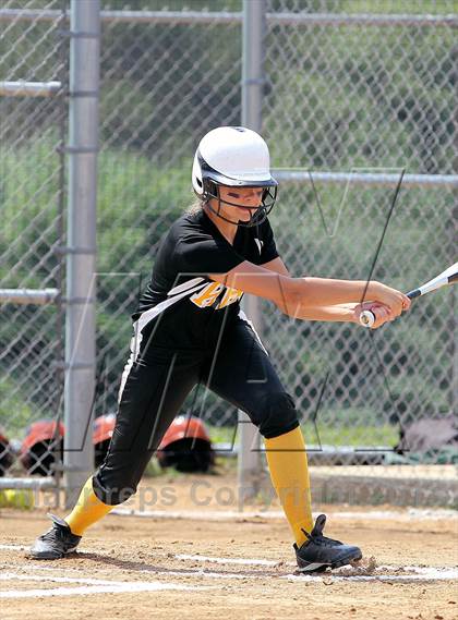 Thumbnail 2 in Keystone vs Clarion Area (PIAA District IX A Semifinal) photogallery.