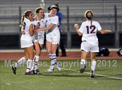Thumbnail 3 in Marymount vs. Oaks Christian (CIF SoCal Regional D3 Final) photogallery.