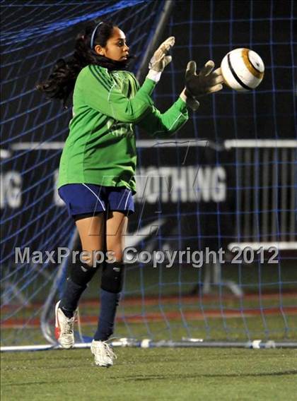 Thumbnail 2 in Marymount vs. Oaks Christian (CIF SoCal Regional D3 Final) photogallery.