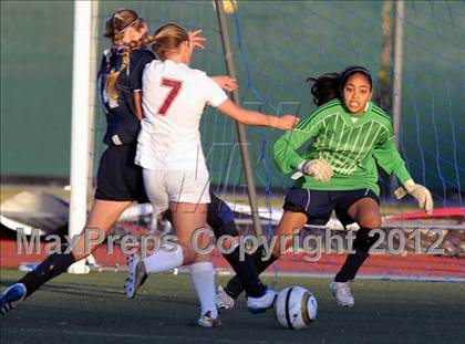 Thumbnail 3 in Marymount vs. Oaks Christian (CIF SoCal Regional D3 Final) photogallery.
