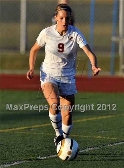Thumbnail 3 in Marymount vs. Oaks Christian (CIF SoCal Regional D3 Final) photogallery.