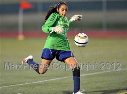 Thumbnail 1 in Marymount vs. Oaks Christian (CIF SoCal Regional D3 Final) photogallery.