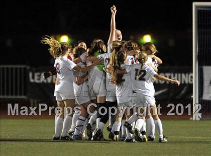 Thumbnail 2 in Marymount vs. Oaks Christian (CIF SoCal Regional D3 Final) photogallery.
