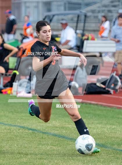 Thumbnail 3 in Mooresville vs. Marvin Ridge photogallery.