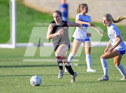 Thumbnail 2 in Mooresville vs. Marvin Ridge photogallery.