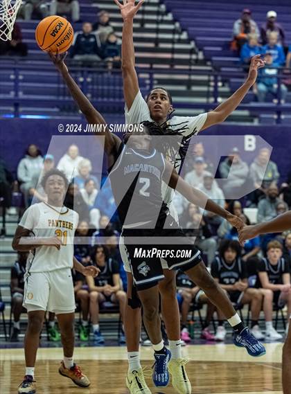 Thumbnail 2 in O'Fallon vs. MacArthur (Prairie Farms Holiday Classic) photogallery.