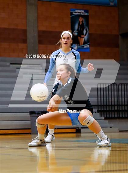 Thumbnail 2 in Clovis North vs. Centennial photogallery.