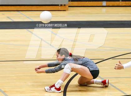 Thumbnail 3 in Clovis North vs. Centennial photogallery.