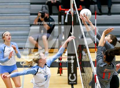 Thumbnail 2 in Clovis North vs. Centennial photogallery.