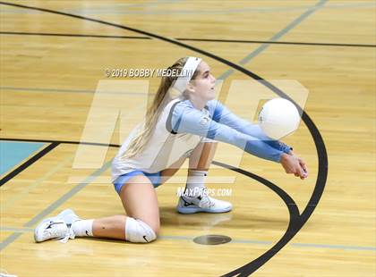 Thumbnail 1 in Clovis North vs. Centennial photogallery.