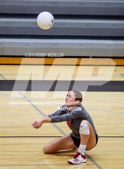 Thumbnail 2 in Clovis North vs. Centennial photogallery.