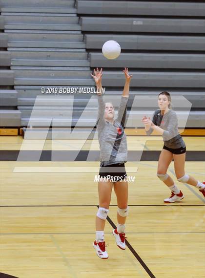 Thumbnail 3 in Clovis North vs. Centennial photogallery.