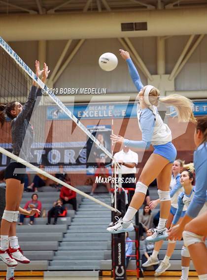 Thumbnail 3 in Clovis North vs. Centennial photogallery.
