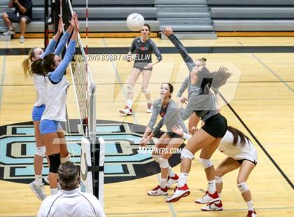 Thumbnail 3 in Clovis North vs. Centennial photogallery.