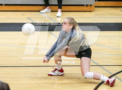 Thumbnail 2 in Clovis North vs. Centennial photogallery.