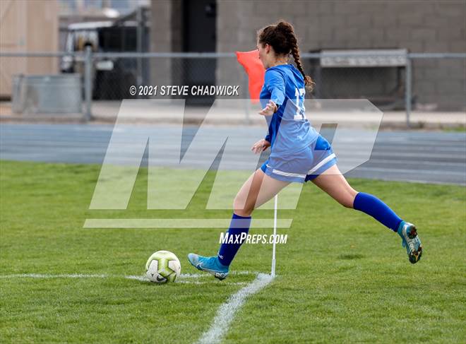 null - Photo 01