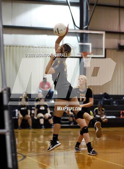 Thumbnail 1 in Billingsley vs Millry (Mustang Invitational) photogallery.