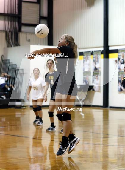 Thumbnail 2 in Billingsley vs Millry (Mustang Invitational) photogallery.