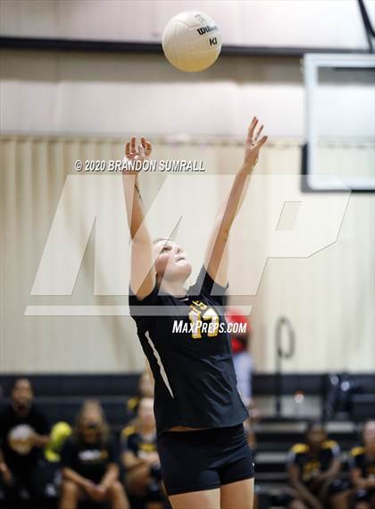 Thumbnail 3 in Billingsley vs Millry (Mustang Invitational) photogallery.