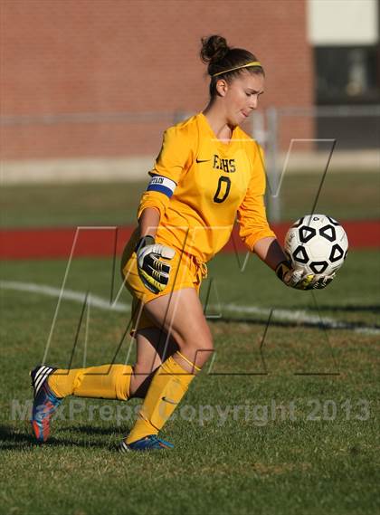 Thumbnail 1 in Coginchaug Regional @ East Hampton photogallery.