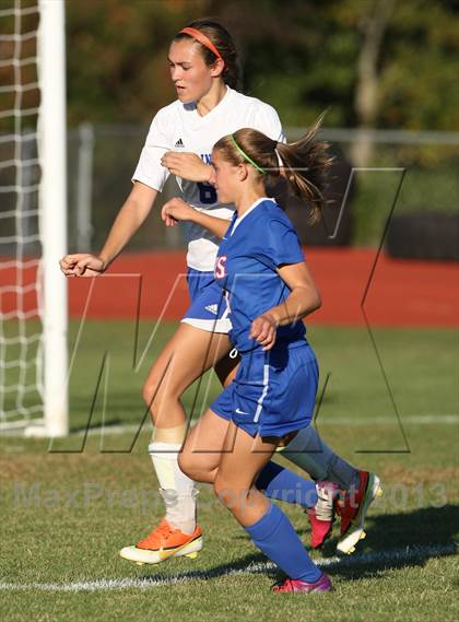 Thumbnail 3 in Coginchaug Regional @ East Hampton photogallery.