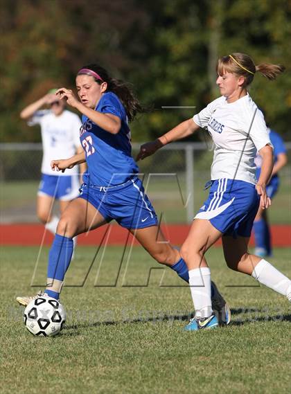 Thumbnail 1 in Coginchaug Regional @ East Hampton photogallery.
