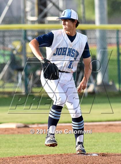 Thumbnail 2 in Johnson [Claudia Taylor] vs  O'Connor (UIL 6A Area Playoff) photogallery.