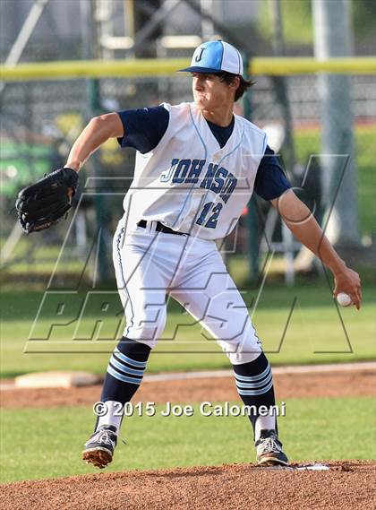 Thumbnail 3 in Johnson [Claudia Taylor] vs  O'Connor (UIL 6A Area Playoff) photogallery.