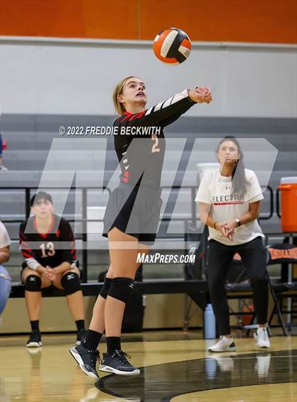 Thumbnail 2 in Alvord vs. Electra (Nocona Tournament) photogallery.